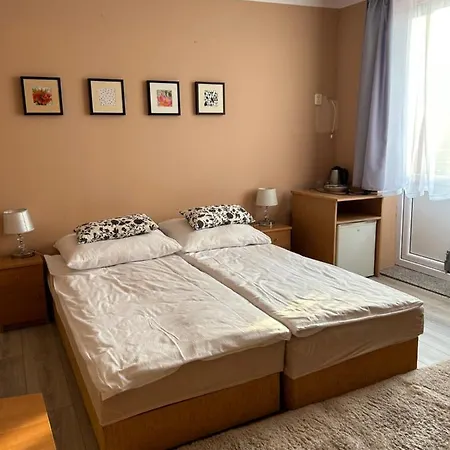 Wiktoria 3*